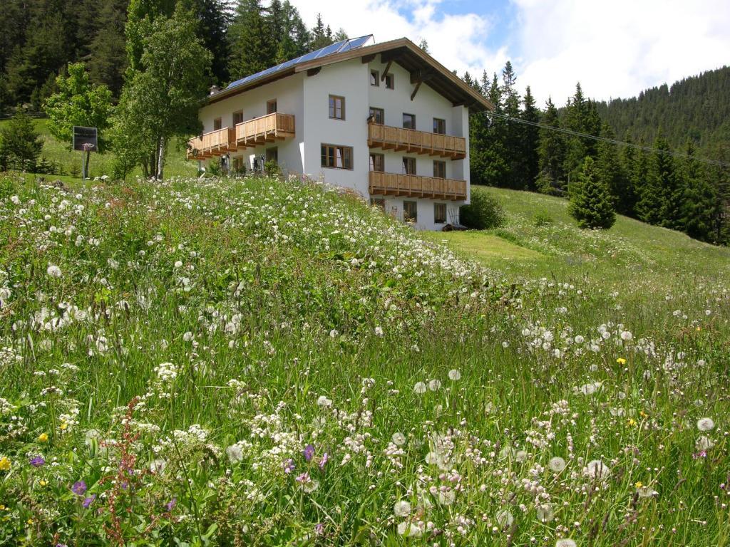 Апартаменты Tiefhof Наудерс Экстерьер фото